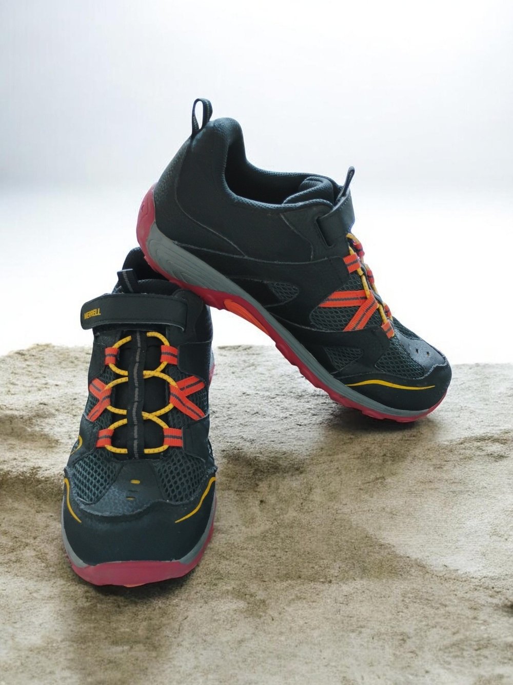 Merrell Trail Chaser Hiking Shoes Big Kids 7 (Fits Womens 8.5) Black Grey Orange